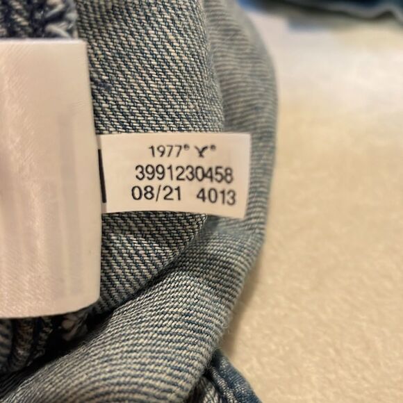 American Eagle Outfitters- Chambray Denim Full Button Down Shirt- Size XS - Picture 8 of 8